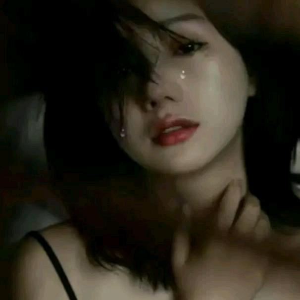 利川小妹不开心。🌹🌹