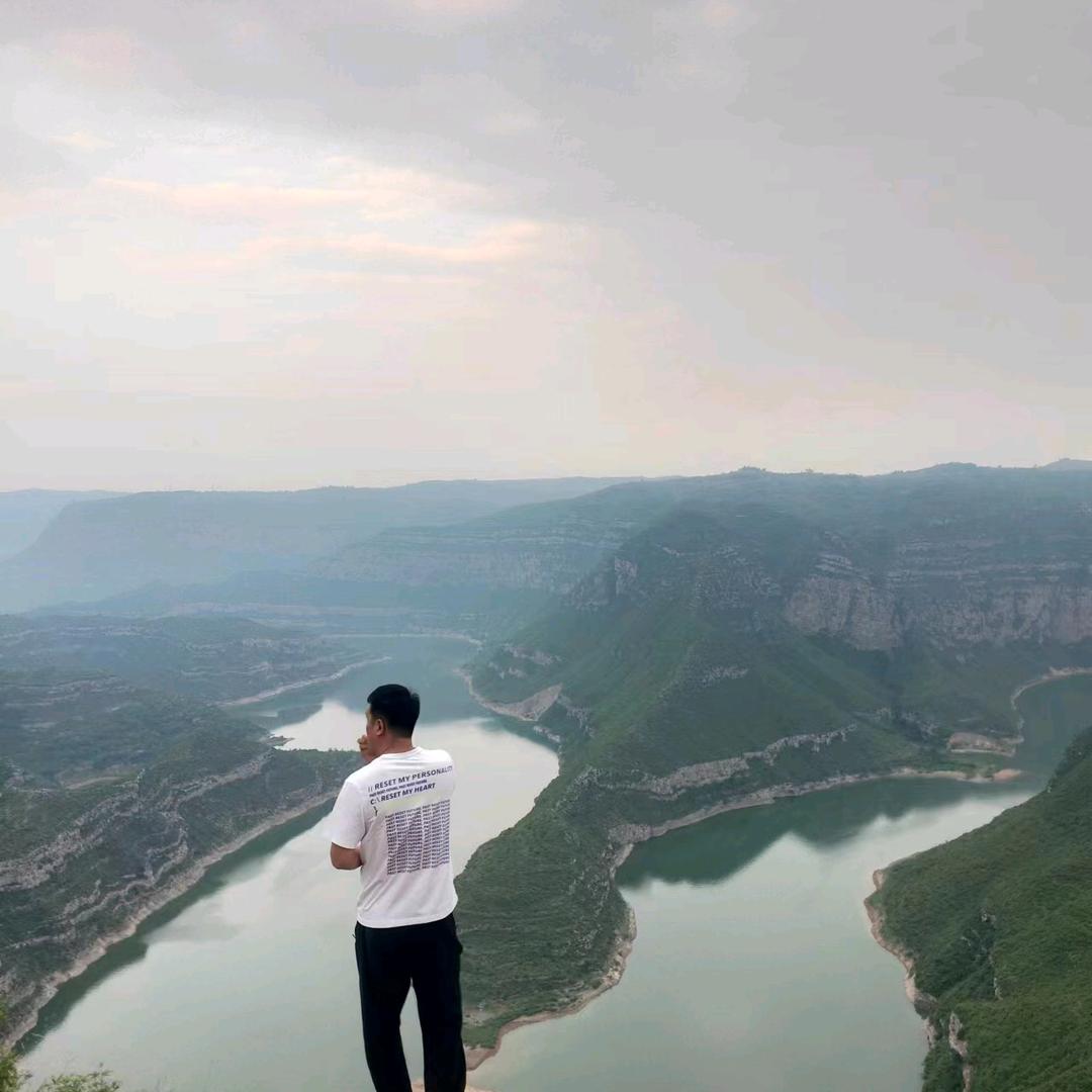 穿着凉鞋闯江湖