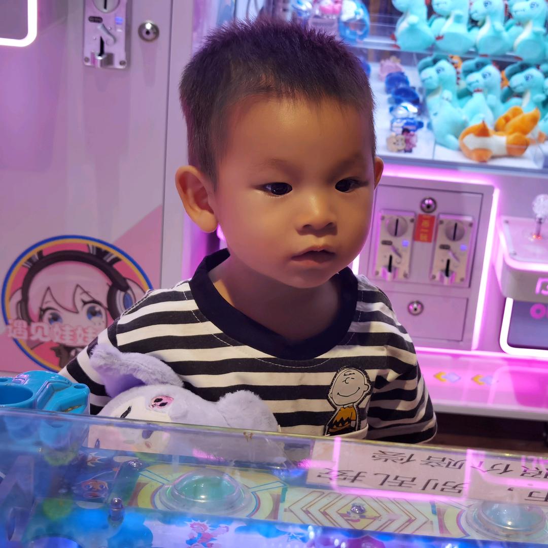 2元烧烤串易旺小吃店