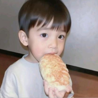 超级性感母蟑螂