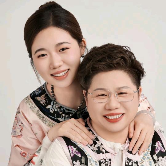 花满林真丝服饰(高端女装)