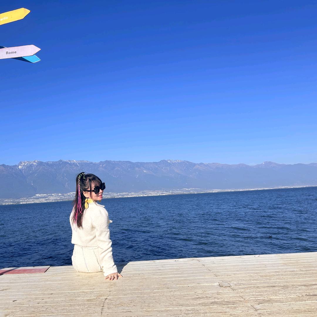 是晓晓燕吖
