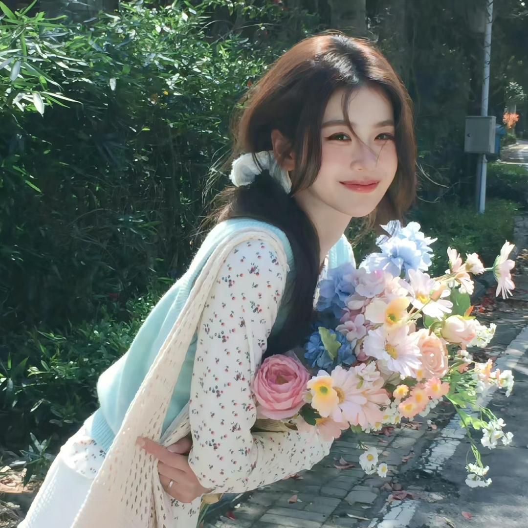 只只同学女装