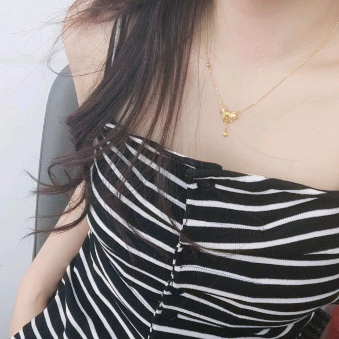 榆厢彩霞美妆