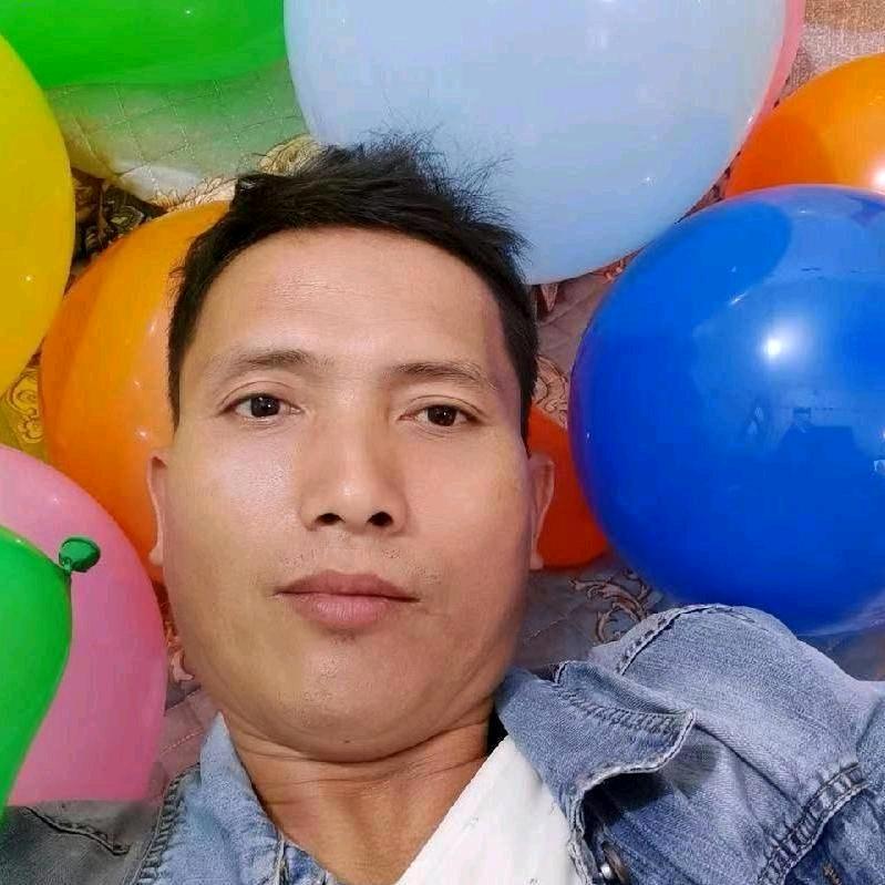 九盘枇杷基地，单身狗