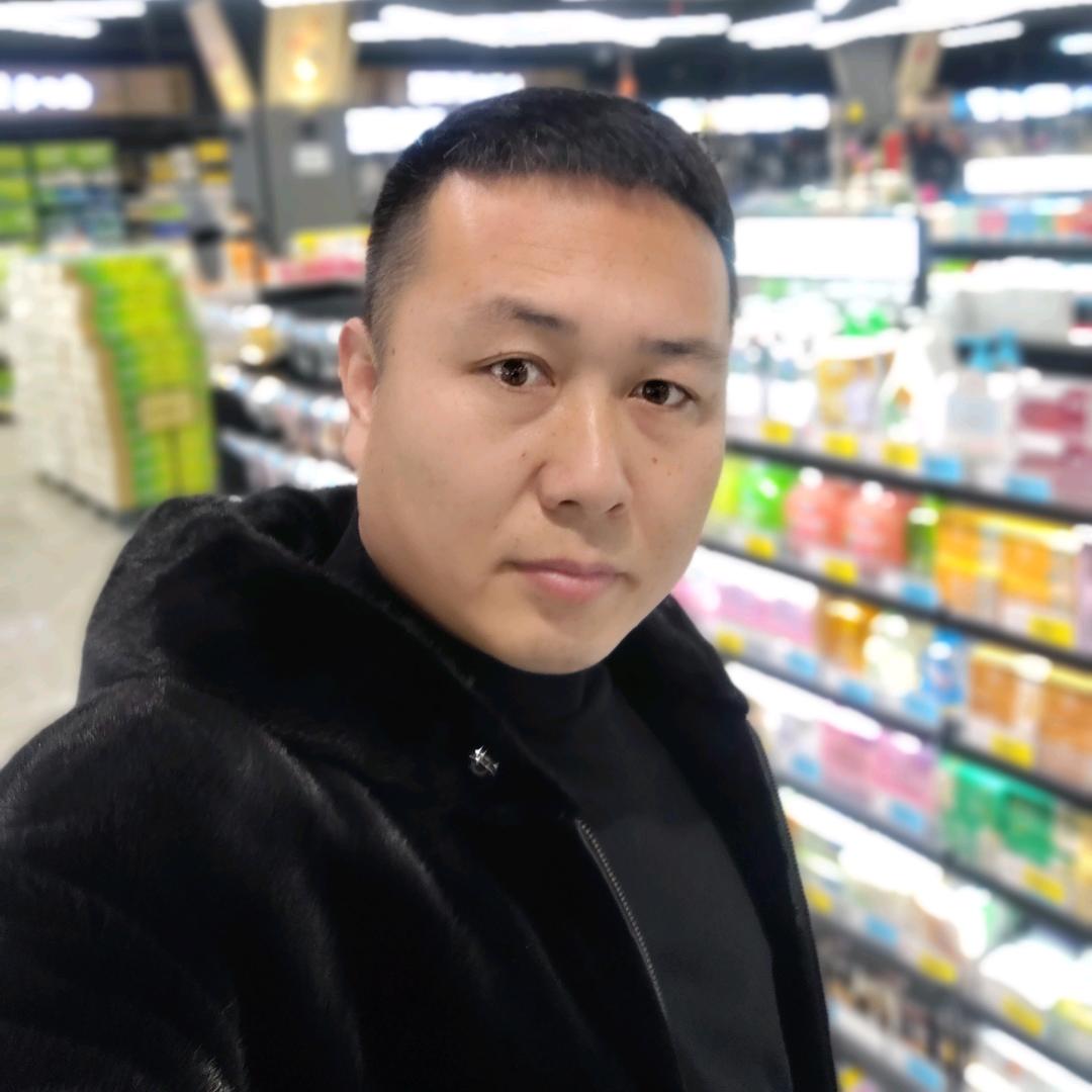 别回头，我是我哥