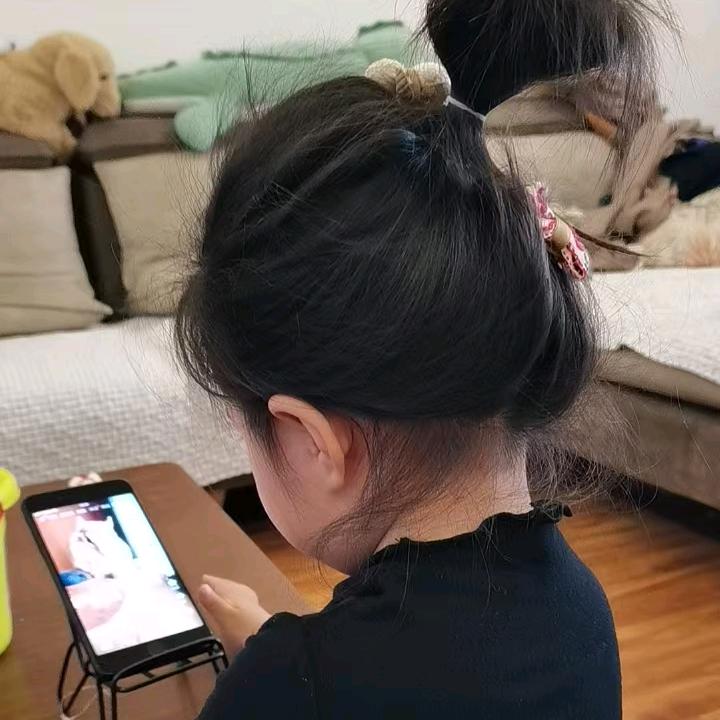 昕昕儿