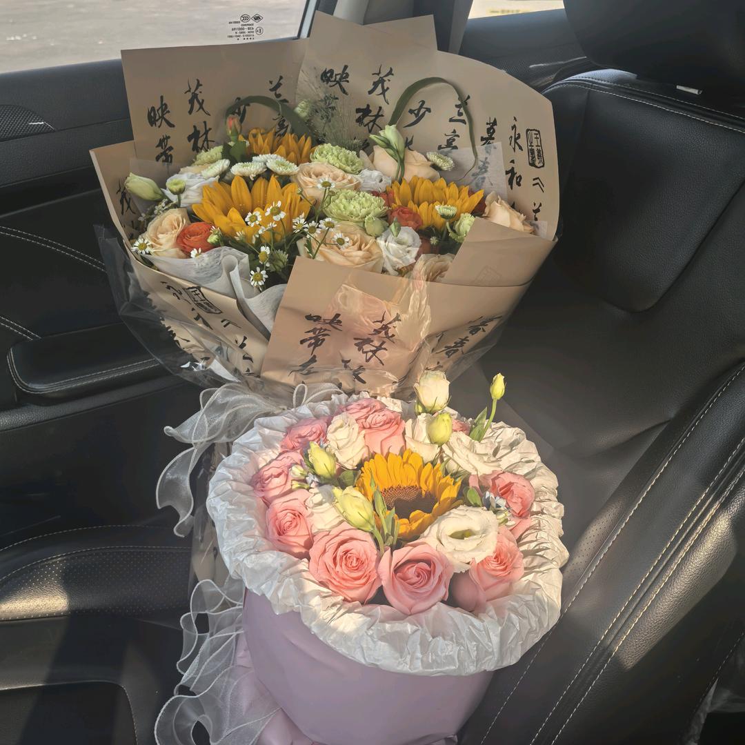 ༺ۣۖ浮ۣۖ༒ۣ尘ۣۖ༻