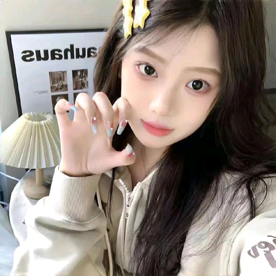 ℳ̶̶̶̶♡̶҉小梅梅吖ℳᥫᩣ