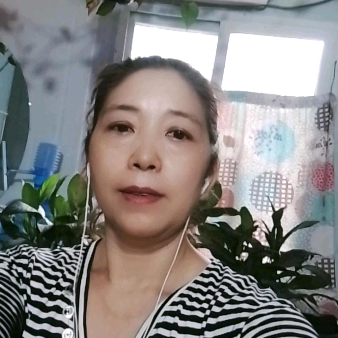 晴姐，🎤（晚，8：20）无声卡唱歌