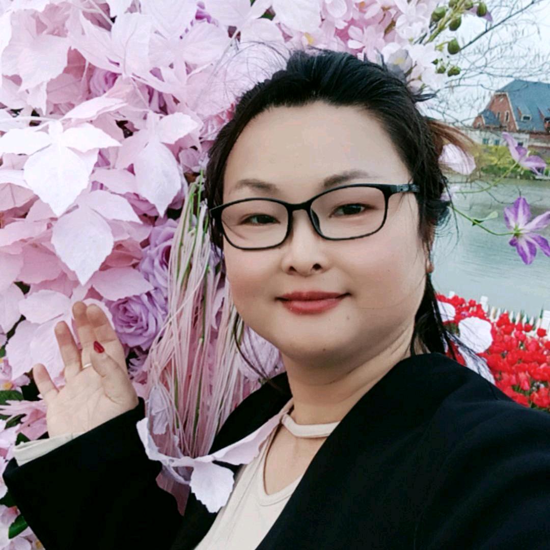 一半风光一半累。