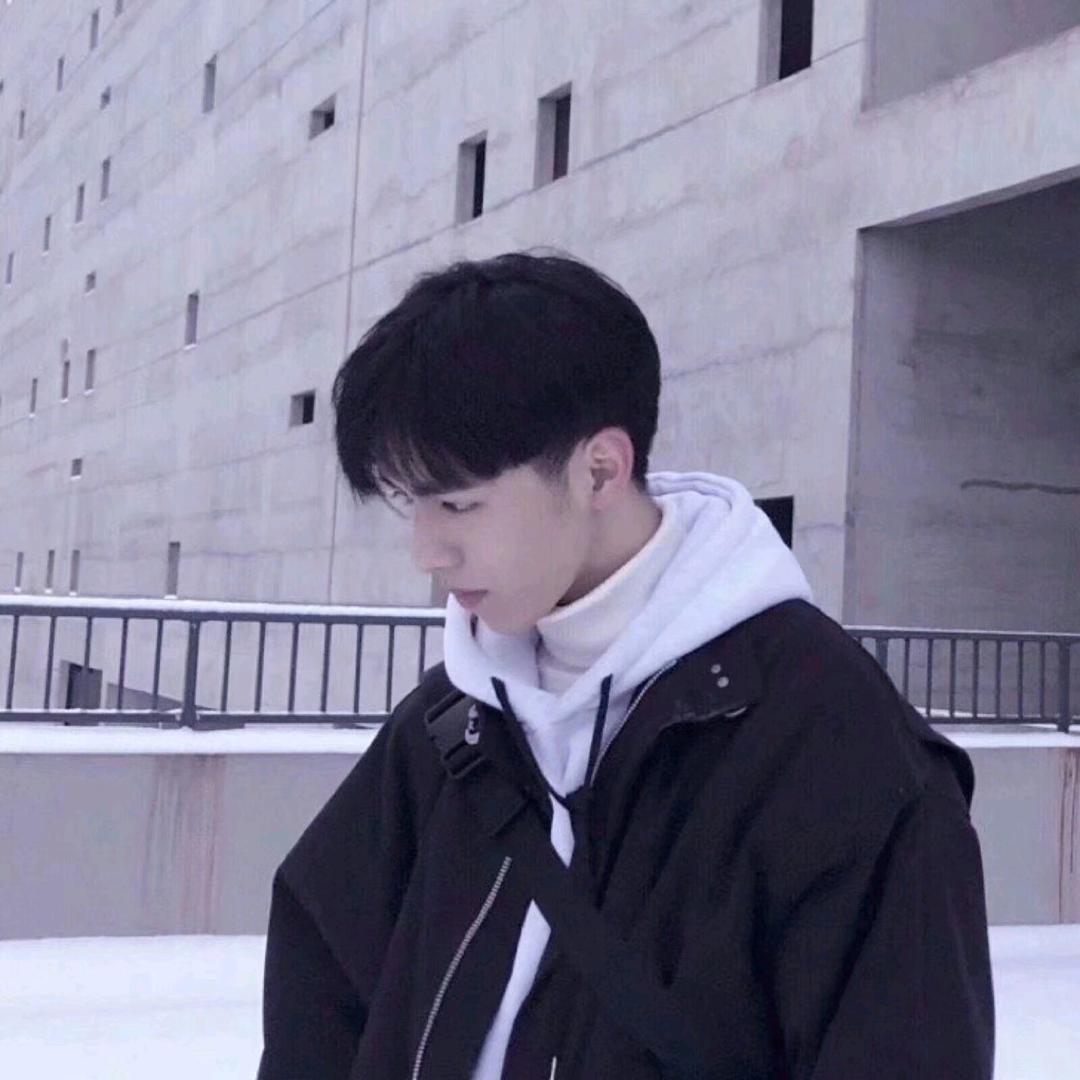 琦