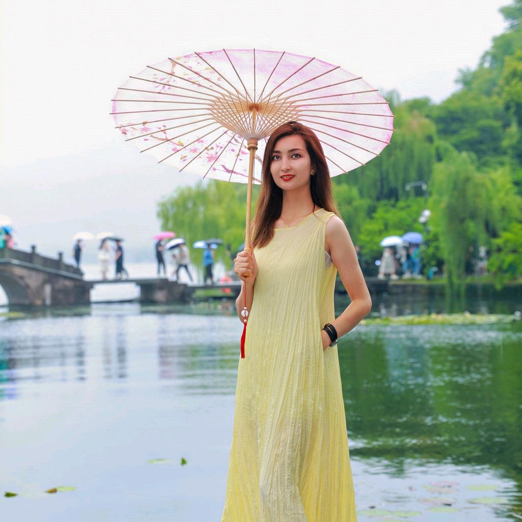 凯丽