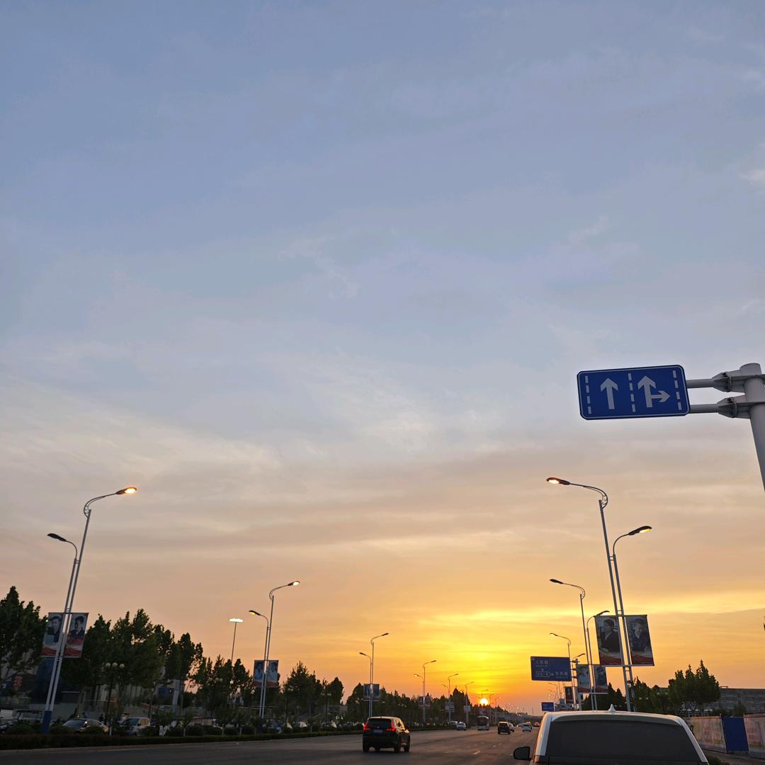 江南五金建材日杂瑟大贸易四店