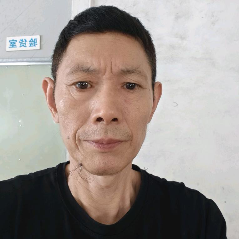 学哥晚上7.30 开首播。
