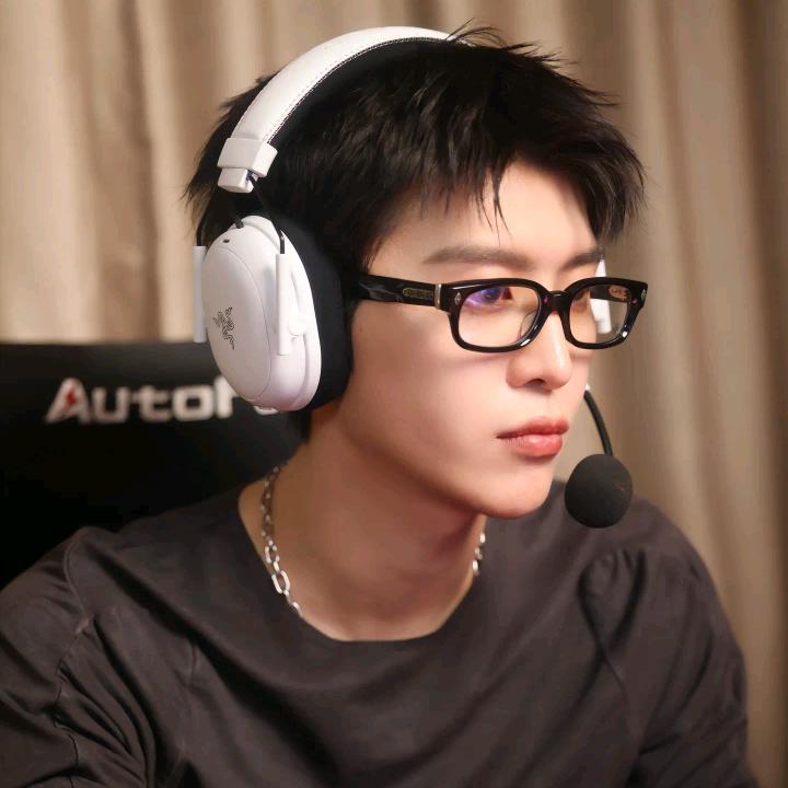 🌽德锦小猫咪🥦