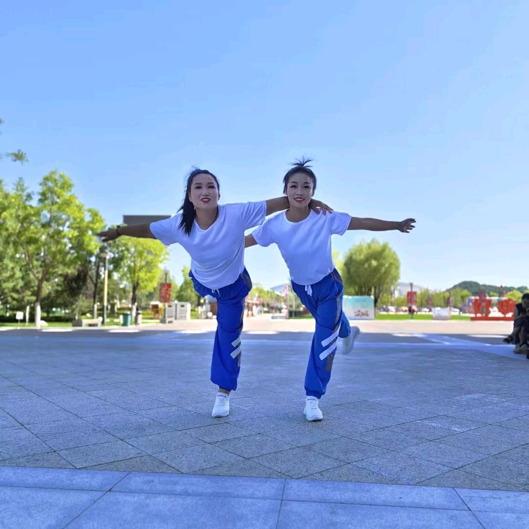 风中细雨，小叶健身团队