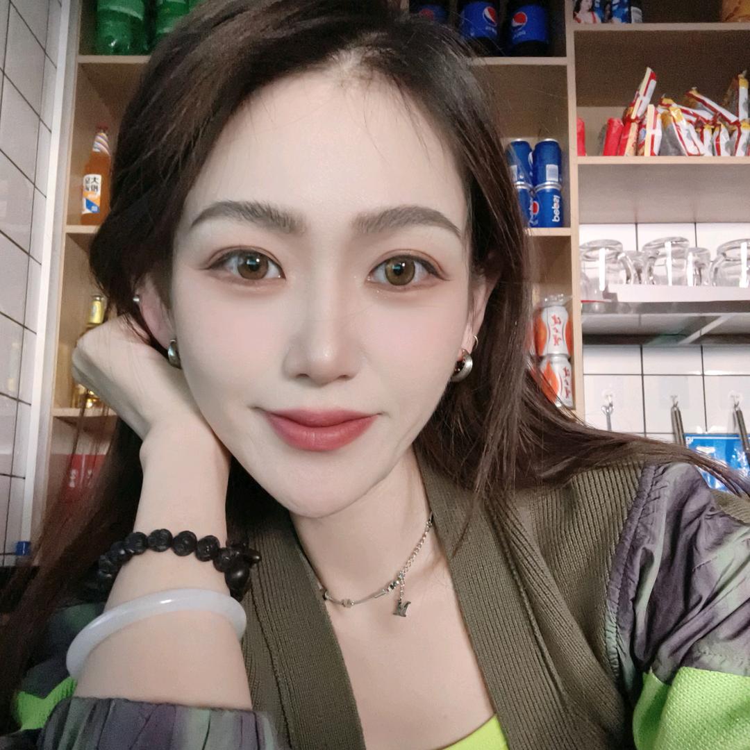 格尔木尹珍朱烤肉店（个体工商户）