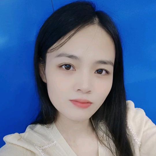 路桥服装潮颖