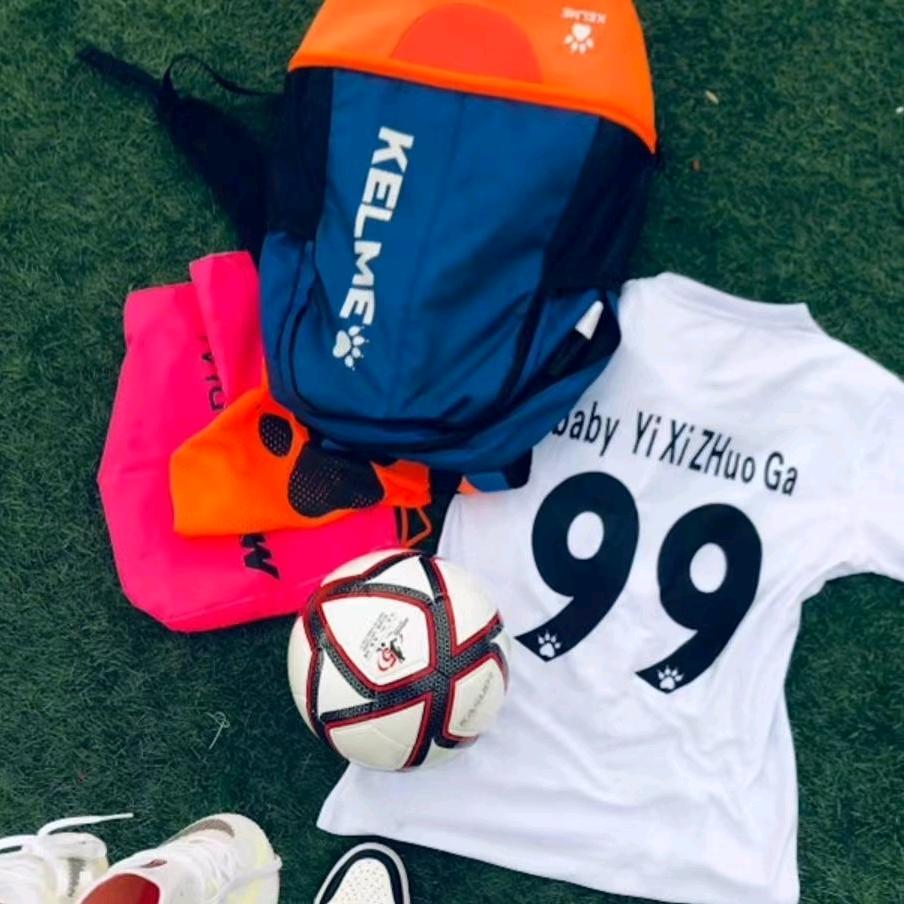 𝔶𝔦𝔫𝔤𝔱𝔞𝔬🎒