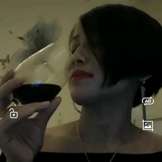 余生好好爱自己，其他的看心情