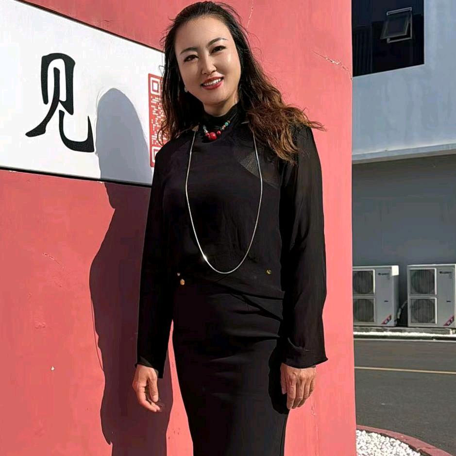 欧妃依诺女装-李沧店
