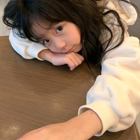 美到被村里人议论