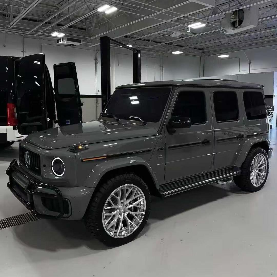 天津港盛世士泽平行进口车