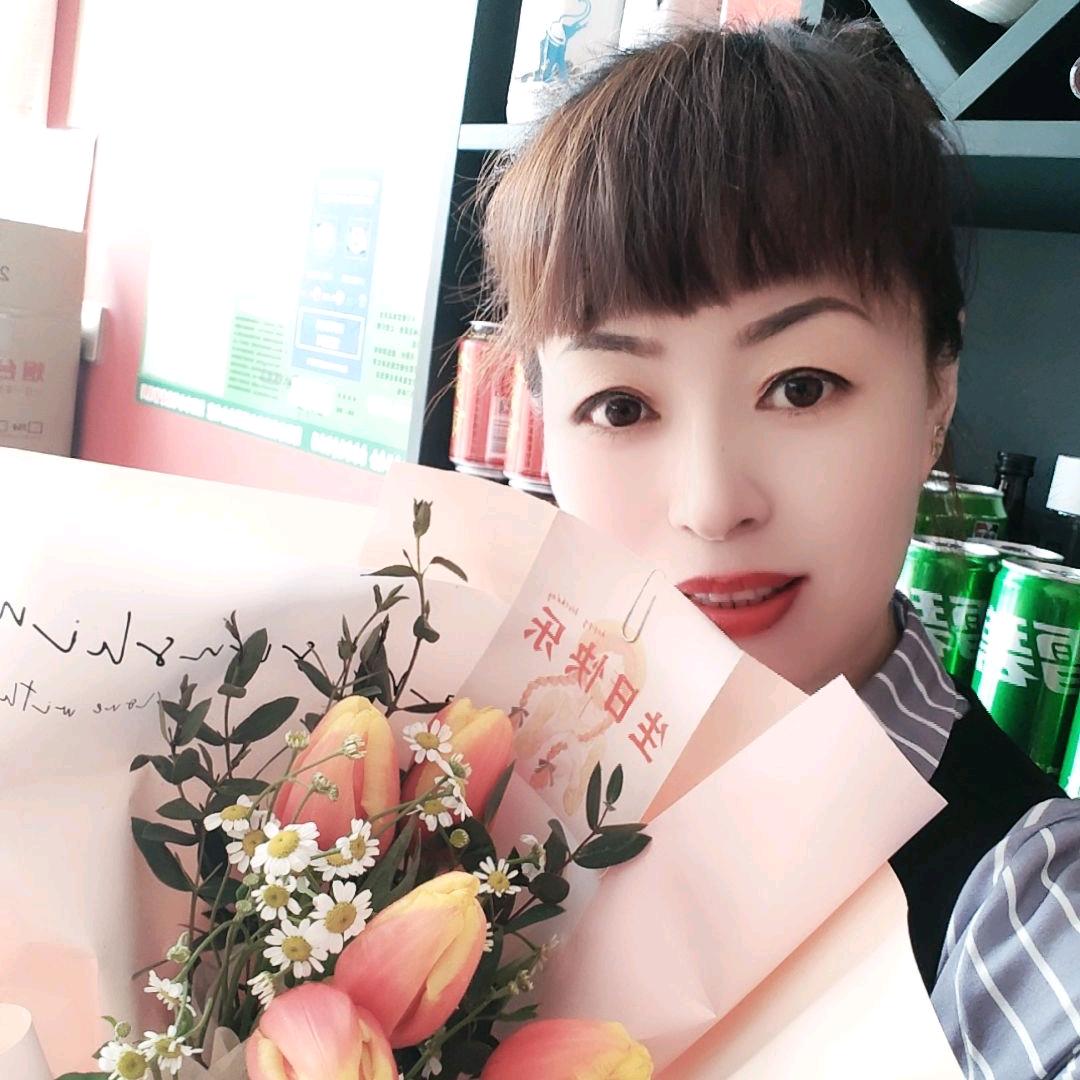 遇小幺莲子