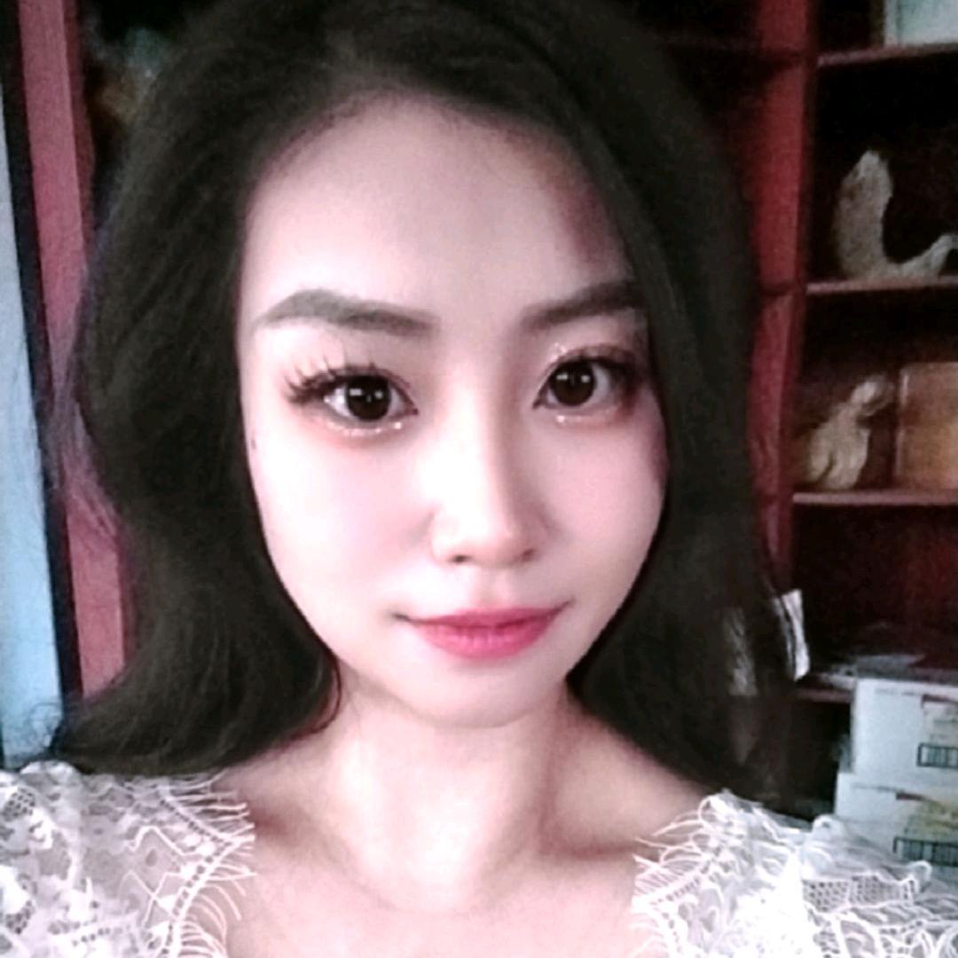 萌萌Méno