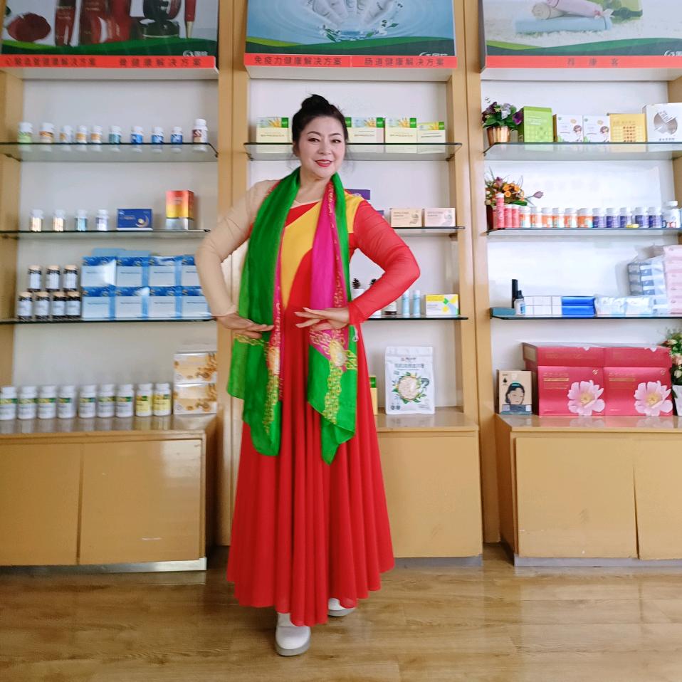 芳芳，重庆市万州区龙宝南京中