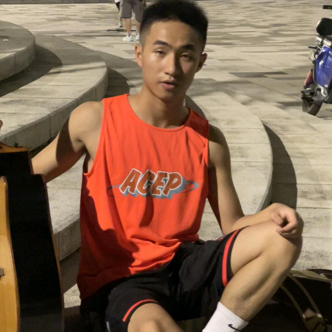 姜小天