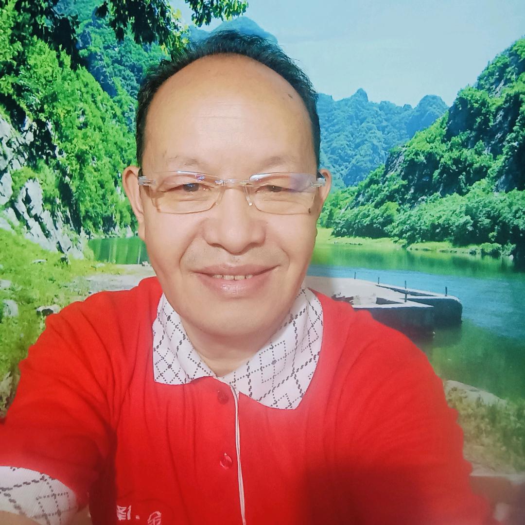 章旭哥（唱歌十聊天）🎤