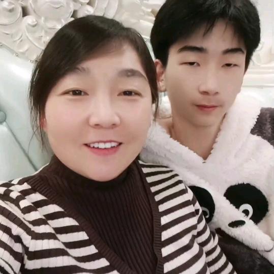 猴给力洗鞋（郑东商业中心店）