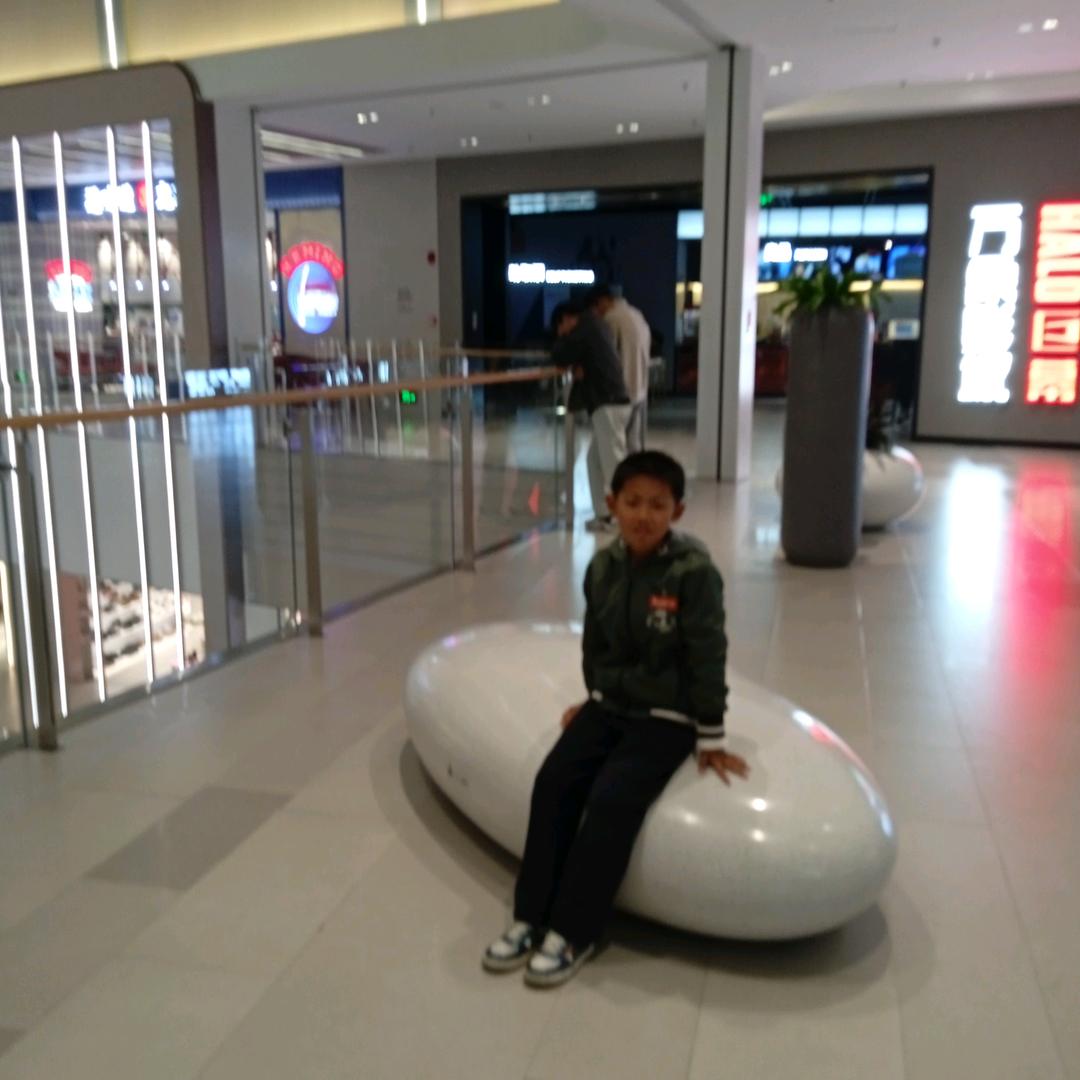 看到了一朵会飞的云