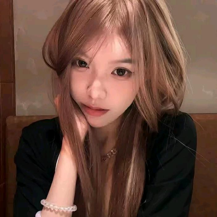 耂婆^