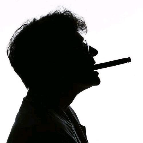 当玉失去了一点