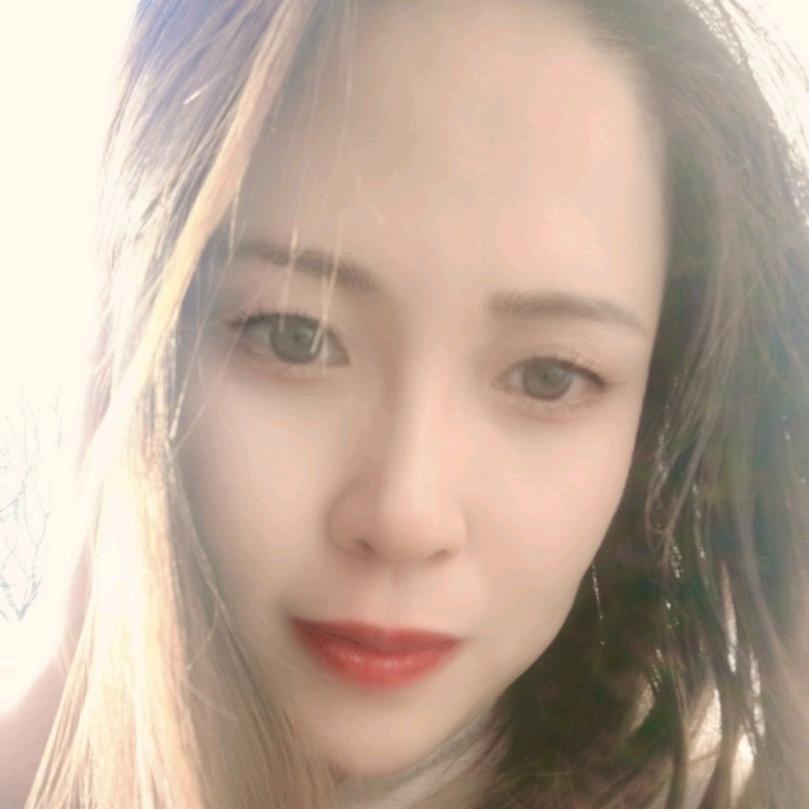 凡    姐
