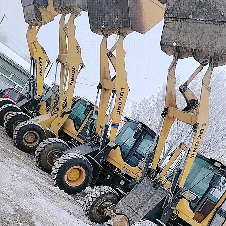 肇东市向阳乡_龙龙二手，铲车