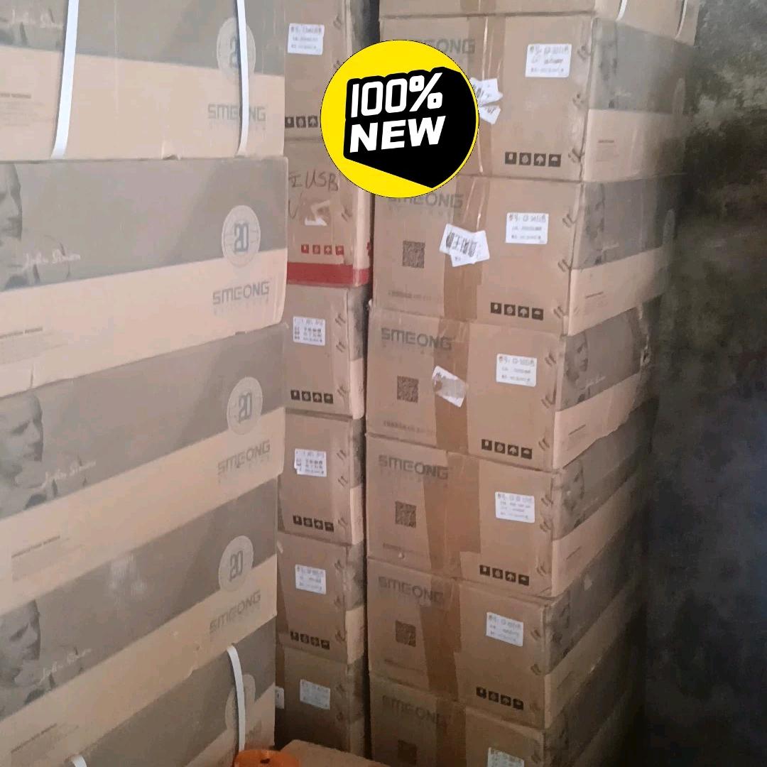 仓库清理开关插座