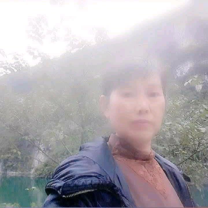 英姐: