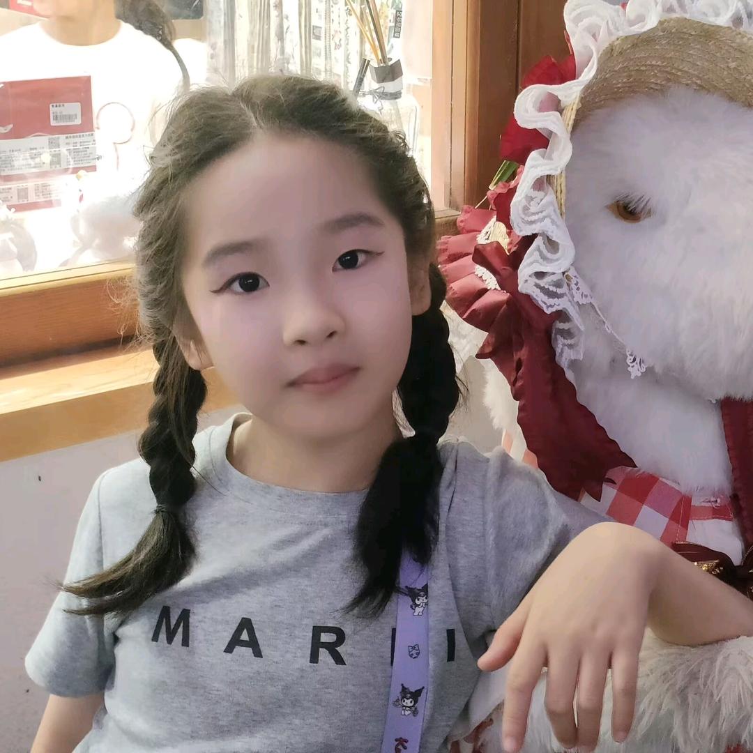 小小❤️爱捣蛋