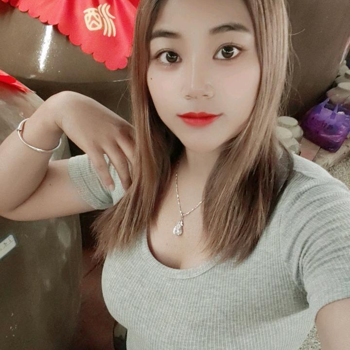 砚山卖白酒小婆娘(纯粮食酒)