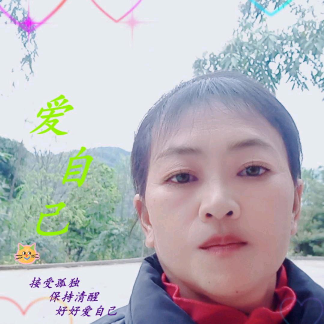 蓉蓉，直播不定，