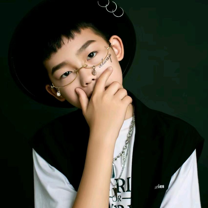 ༺༃享受༒孤独༃༻²⁰²³