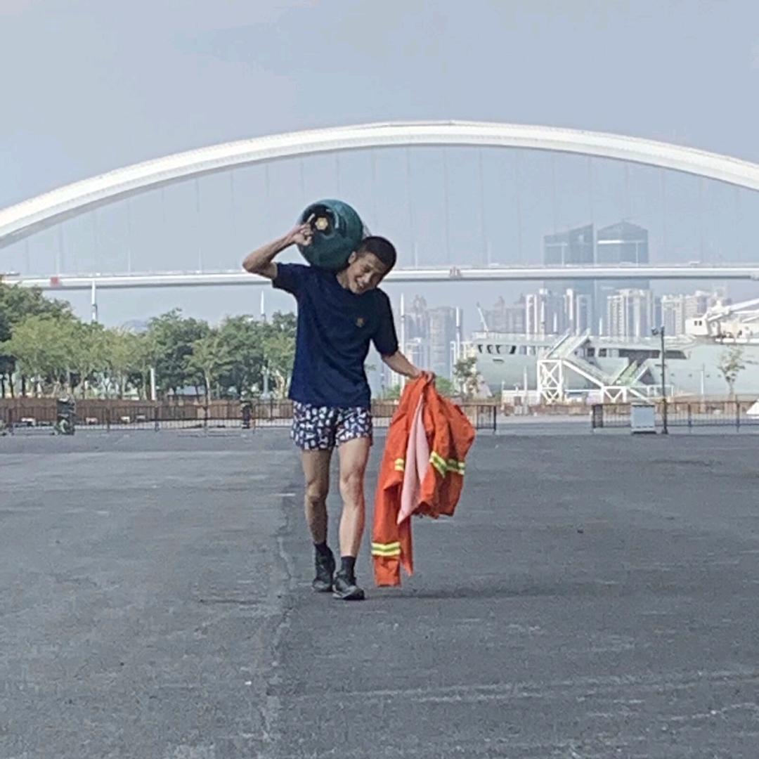 想内攻的七号员