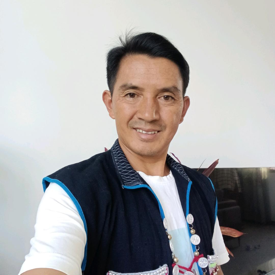 哈尼族爱伲阿卡