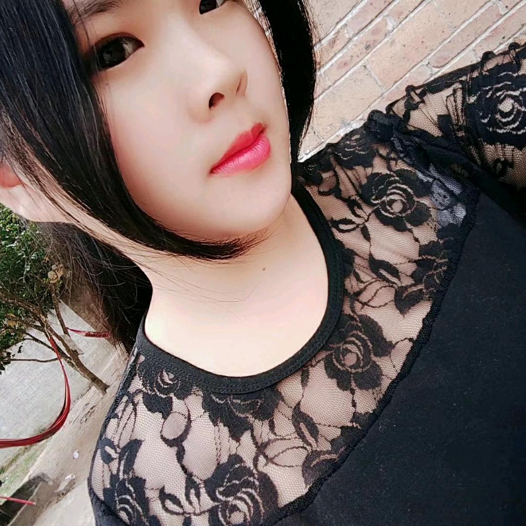 🍒γe.･ᥫᩣ ॱ･🐉