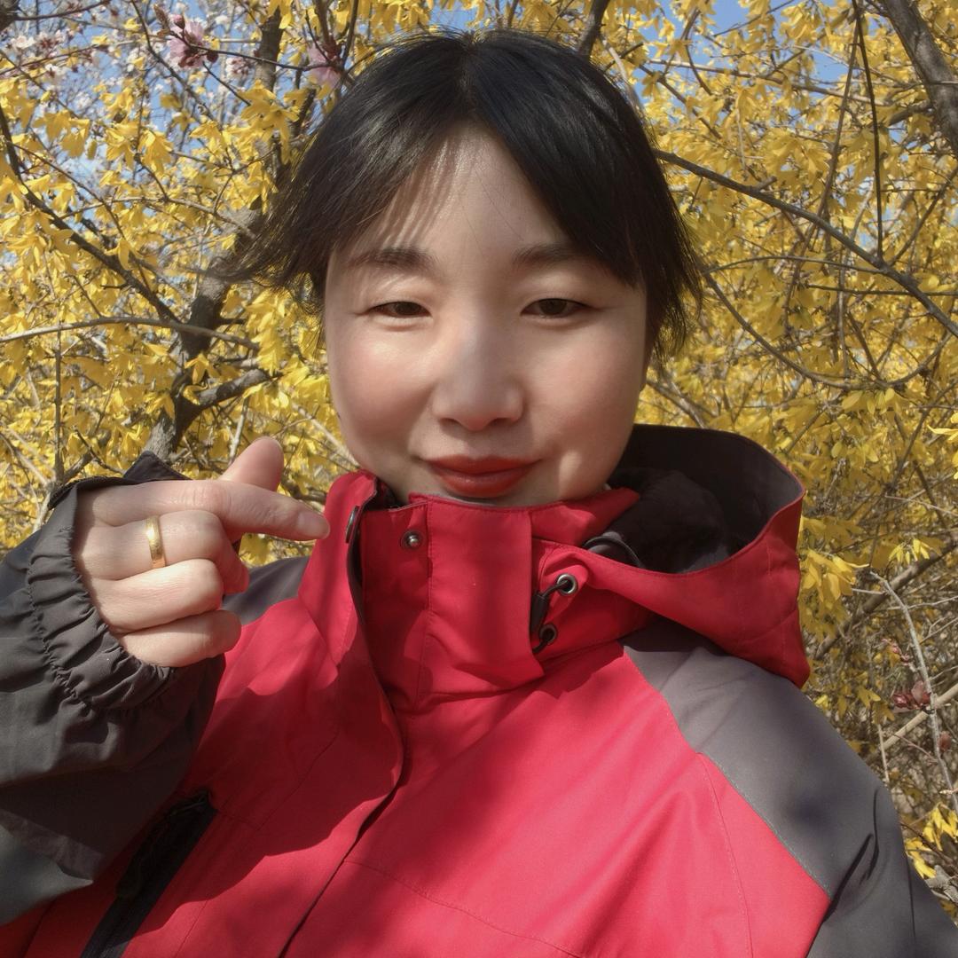 💕围裙妹（☞♛♞）💕