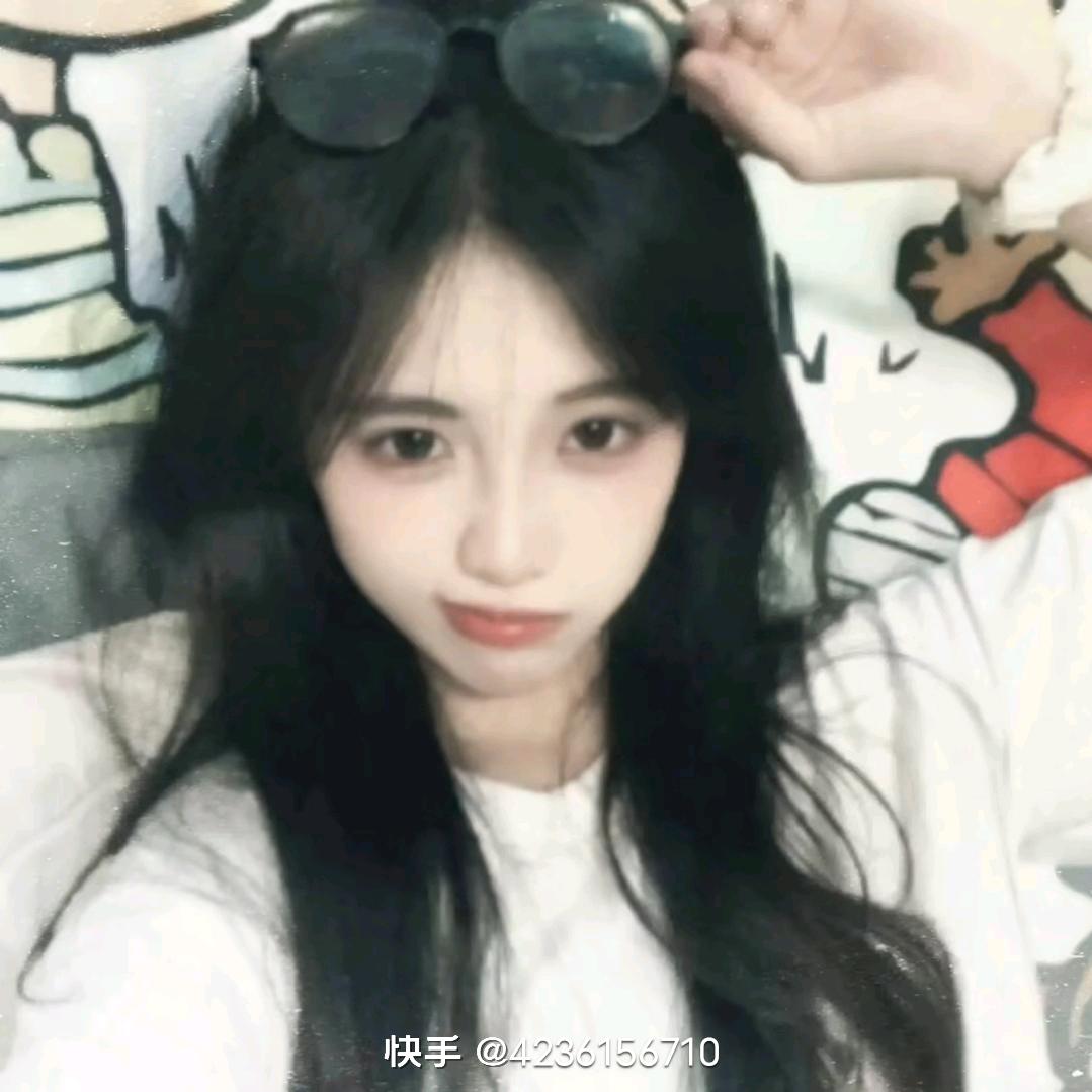 椿情弦𖤐*̩̩͙⸝